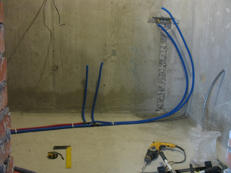 металлопластиковые трубы в гофре