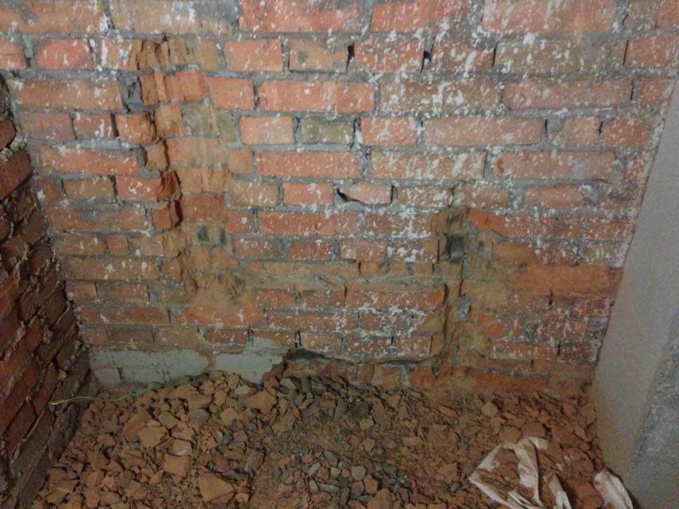 штробы под трубы в кирпиче